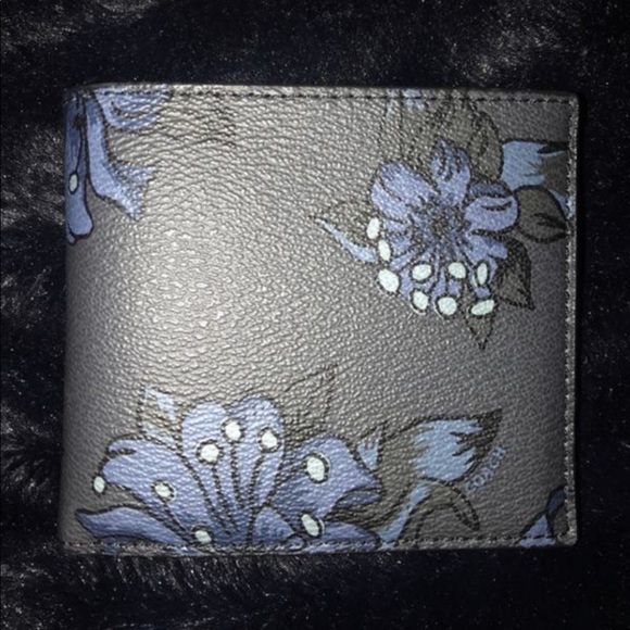 Coach Wallet - Picture 1 of 3
